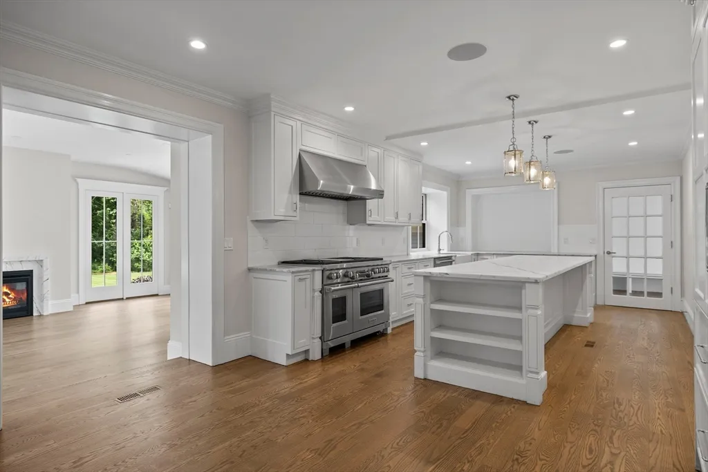 5 bed, 4+ bath apartment for rent at 53 Heather Ln, Needham — photo 4 of 17