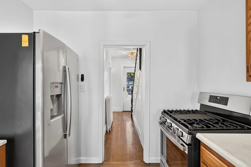 2 bed, 1 bath apartment for rent at 53 Henderson St, Arlington — photo 21 of 37