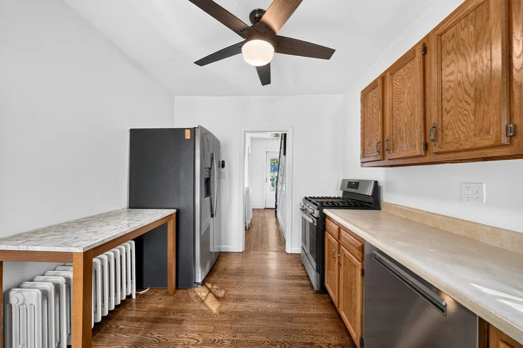 2 bed, 1 bath apartment for rent at 53 Henderson St, Arlington — photo 19 of 37