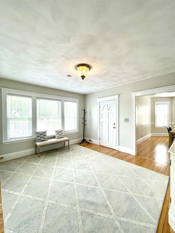 5 bed, 1 bath apartment for rent at 53 Hillsdale Unit 1, Boston — photo 3 of 35
