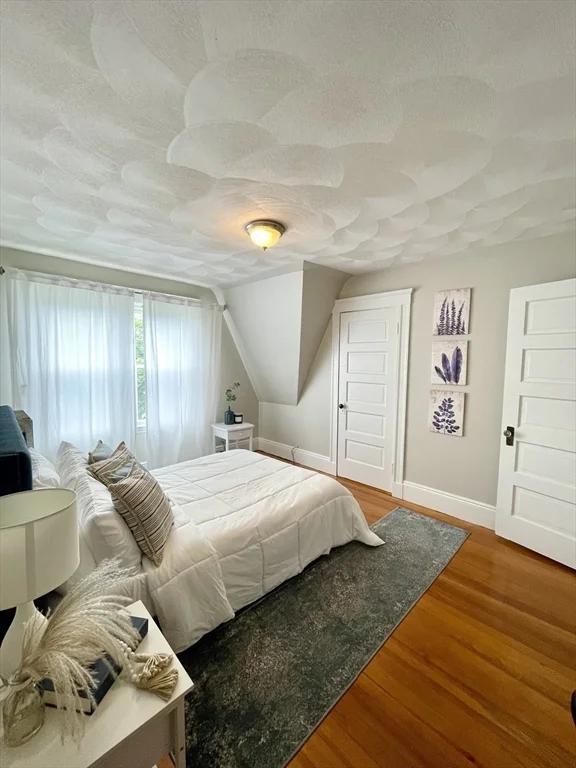 5 bed, 1 bath apartment for rent at 53 Hillsdale Unit 1, Boston — photo 26 of 35