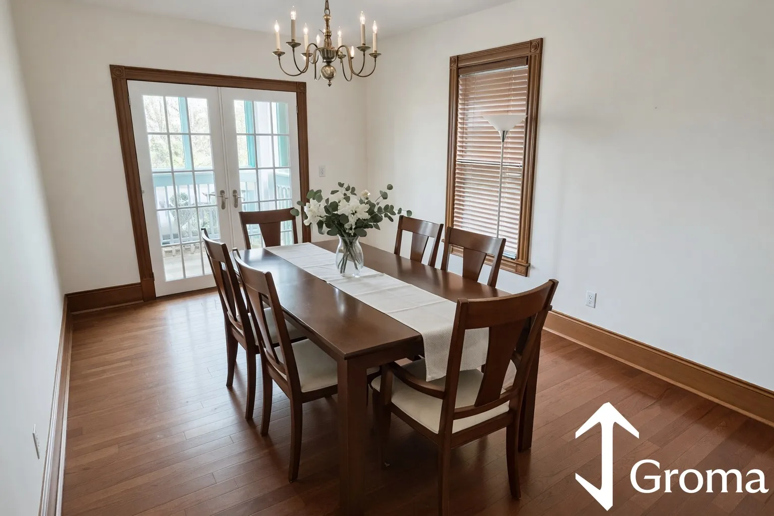 4 bed, 1 bath apartment for rent at 53 Hillside St Unit 2, Mission Hill