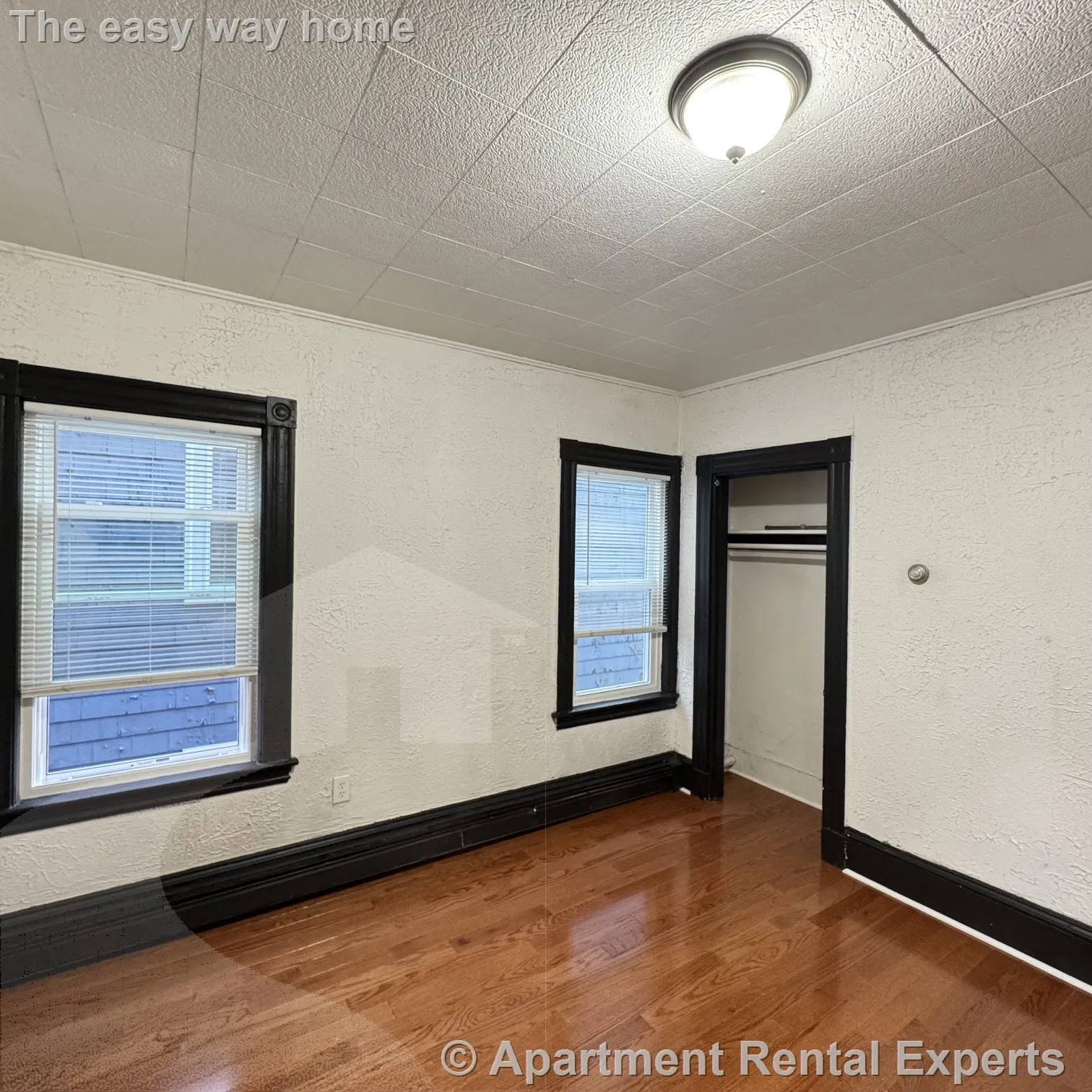 1 bed, 1 bath apartment for rent at 53 Hinckley St Unit 2, Magoun Square — photo 4 of 12