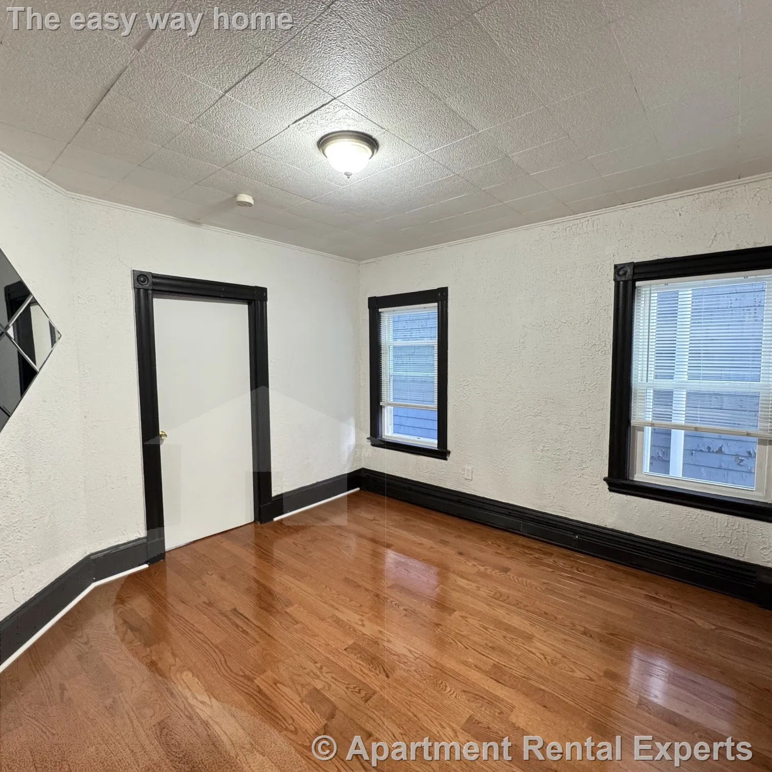 1 bed, 1 bath apartment for rent at 53 Hinckley St Unit 2, Magoun Square — photo 5 of 12