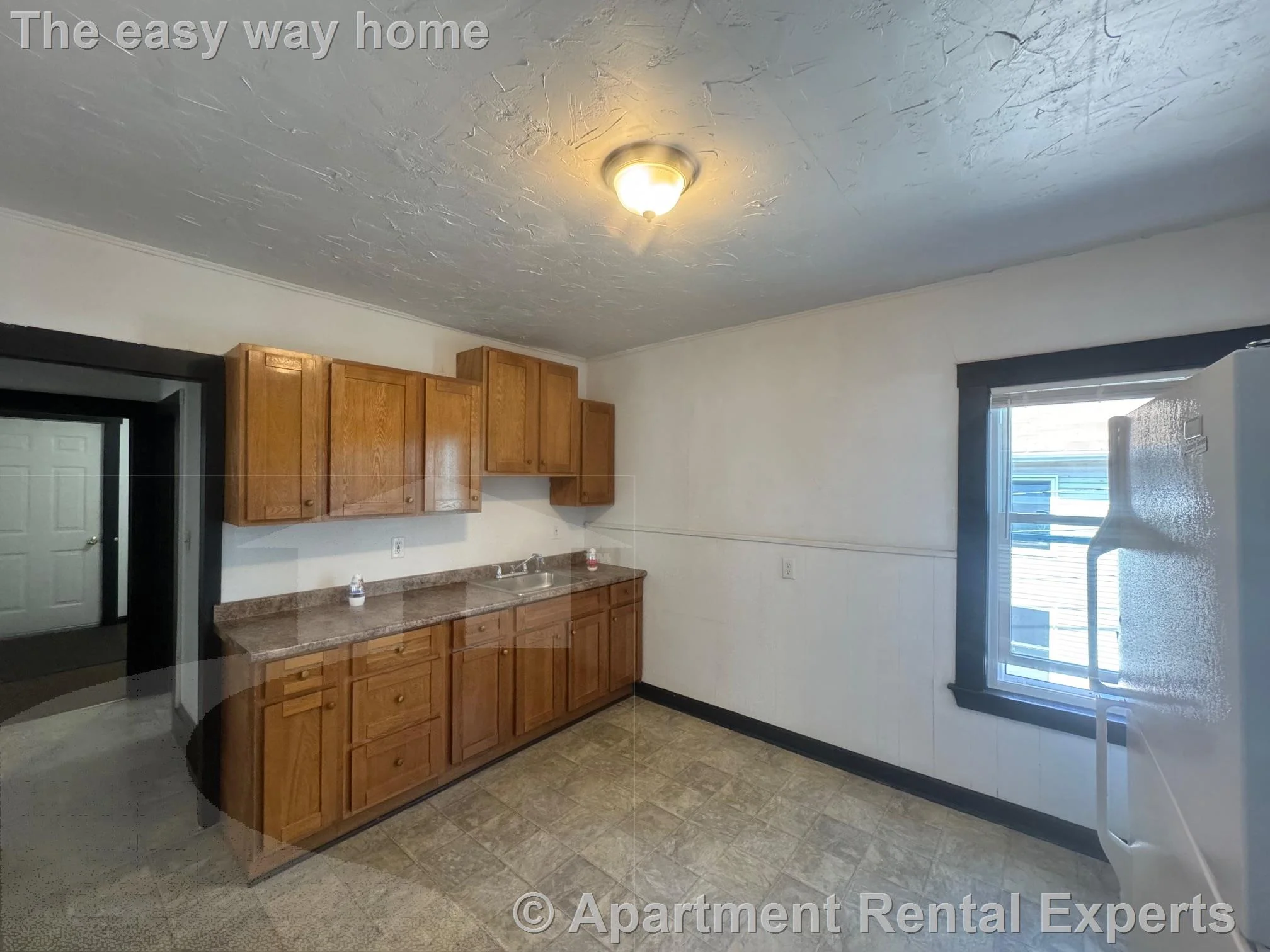 1 bed, 1 bath apartment for rent at 53 Hinckley St Unit 2, Magoun Square — photo 6 of 13