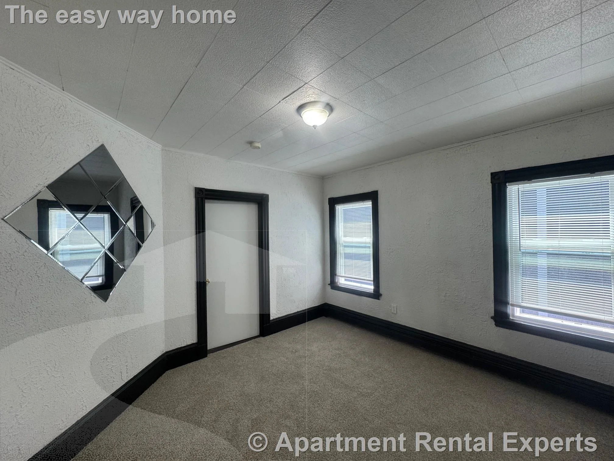 1 bed, 1 bath apartment for rent at 53 Hinckley St Unit 2, Magoun Square — photo 4 of 13