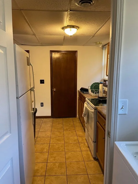 3 bed, 1 bath apartment for rent at 53 Hope Farms Dr Unit 53, Feeding Hills — photo 5 of 15