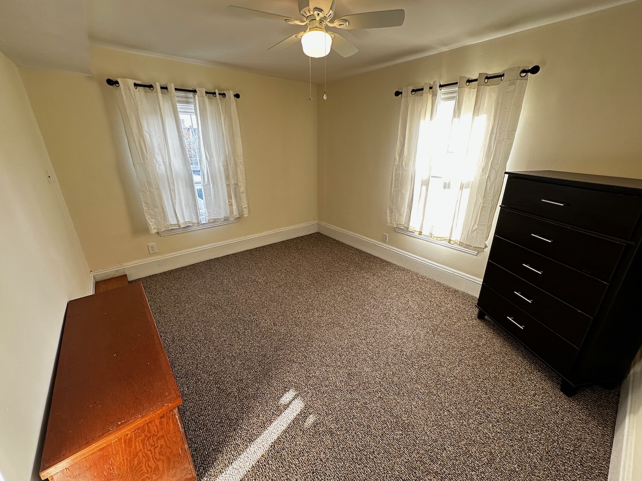 6 bed, 3.5 bath apartment for rent at 53 Hopedale St Unit 53, Allston — photo 18 of 29