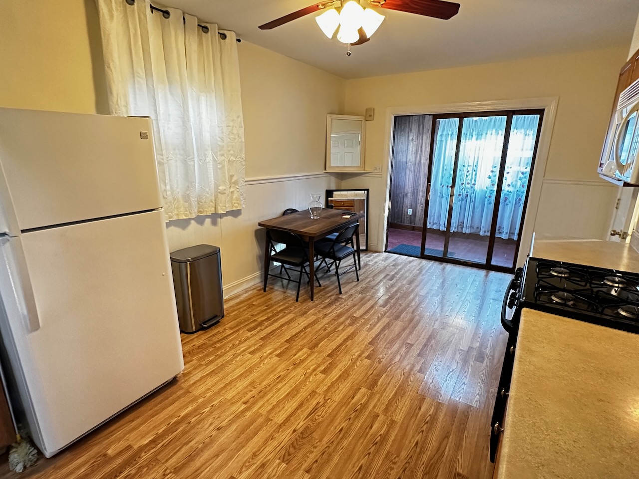 6 bed, 3.5 bath apartment for rent at 53 Hopedale St Unit 53, Allston — photo 8 of 29