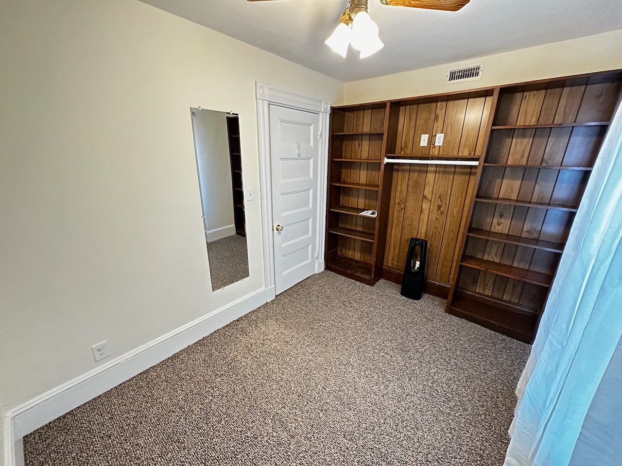 6 bed, 3.5 bath apartment for rent at 53 Hopedale St Unit 53, Allston — photo 15 of 29