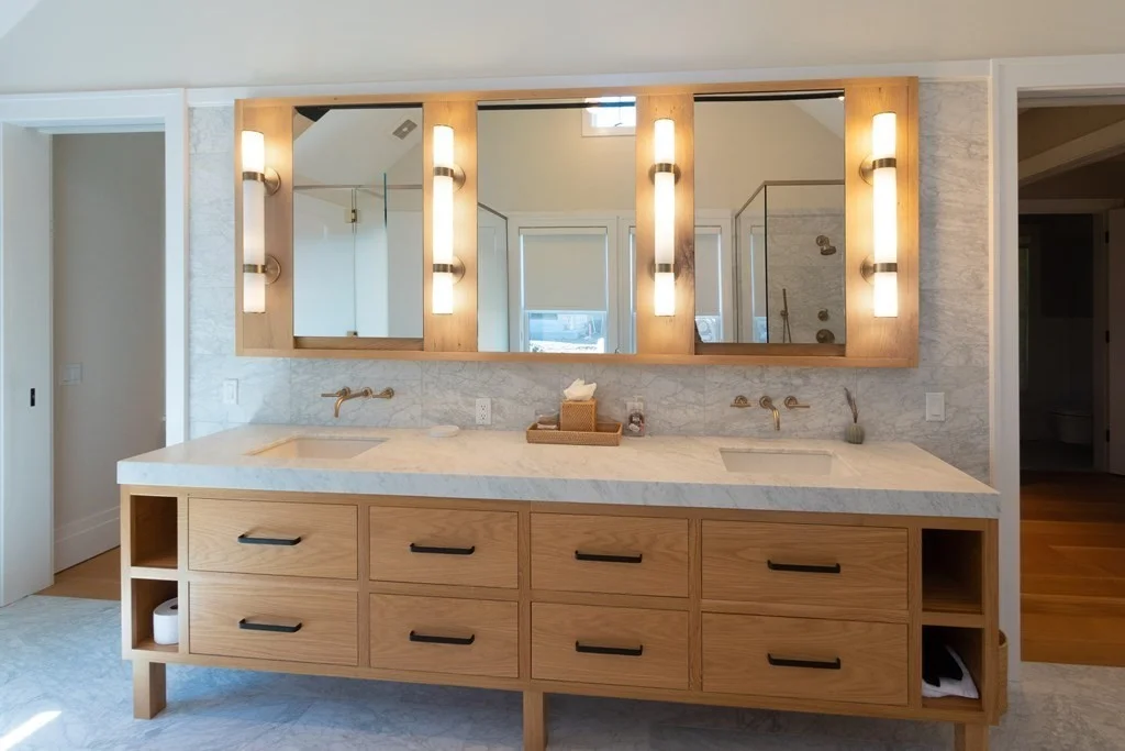 6 bed, 4+ bath apartment for rent at 53 Hummock Pond Rd, Nantucket — photo 10 of 23