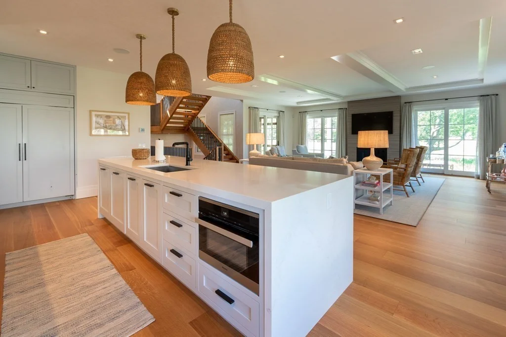 6 bed, 4+ bath apartment for rent at 53 Hummock Pond Rd, Nantucket — photo 3 of 23