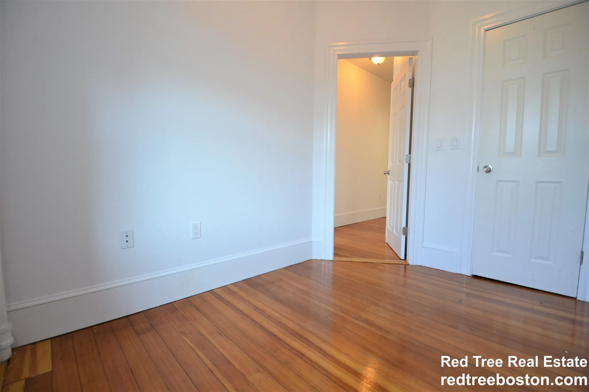 2.5 bed, 1 bath apartment for rent at 53 Joy St Unit 4, Beacon Hill — photo 14 of 21