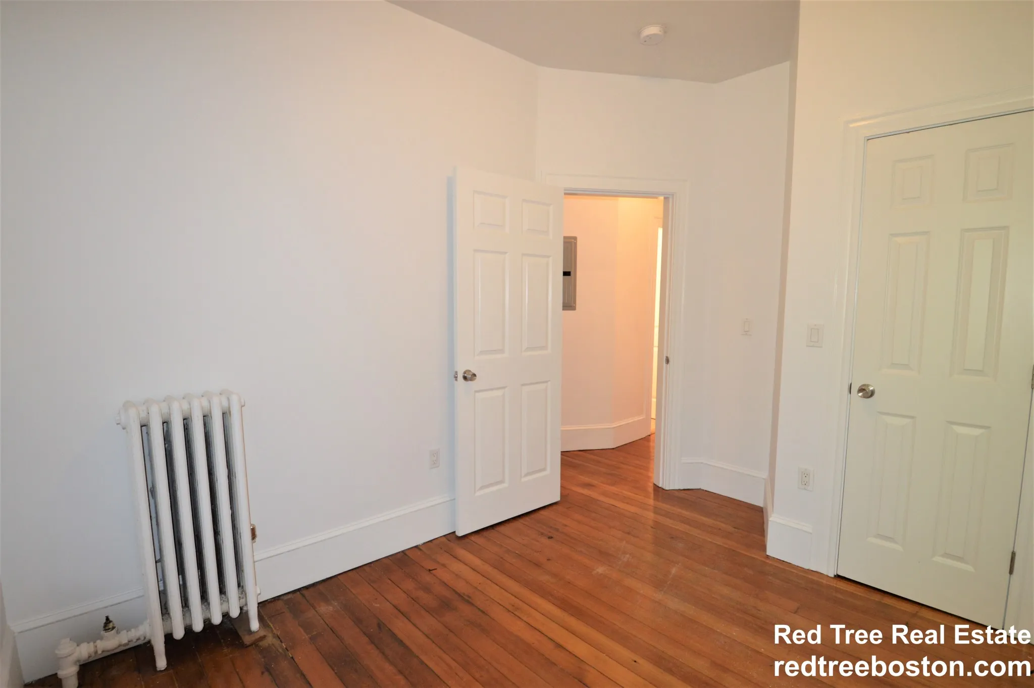 2.5 bed, 1 bath apartment for rent at 53 Joy St Unit 4, Beacon Hill — photo 16 of 21