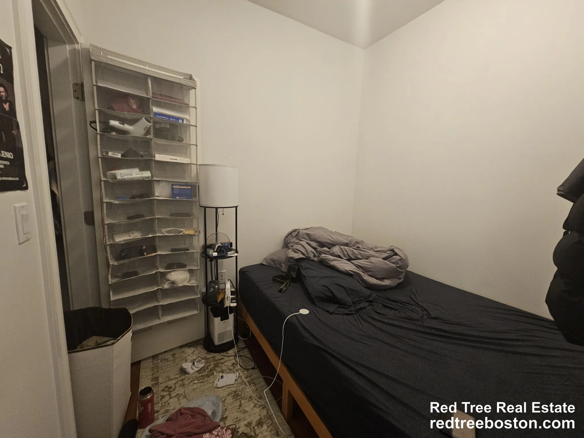 2.5 bed, 1 bath apartment for rent at 53 Joy St Unit 4, Beacon Hill — photo 4 of 21