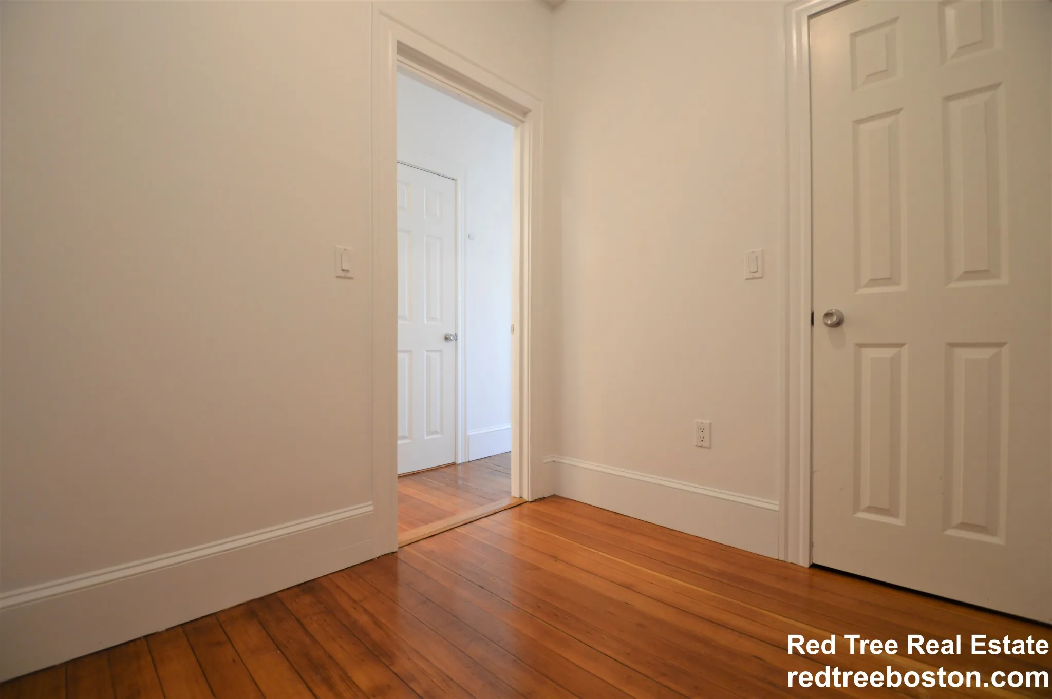 2.5 bed, 1 bath apartment for rent at 53 Joy St Unit 4, Beacon Hill — photo 17 of 21