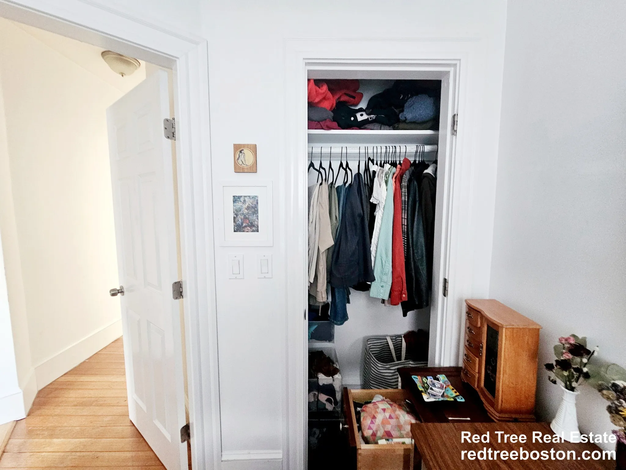 2.5 bed, 1 bath apartment for rent at 53 Joy St Unit 4, Beacon Hill — photo 6 of 21
