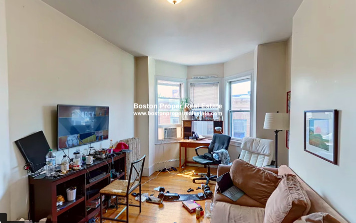 3 bed, 1 bath apartment for rent at 53 Joy St Unit 4A, Beacon Hill — photo 1 of 17