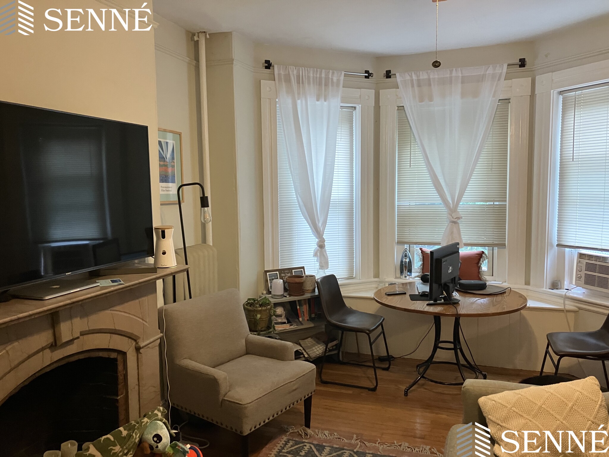 1 bed, 1 bath apartment for rent at 53 Laurel St Unit 3, Ward Two