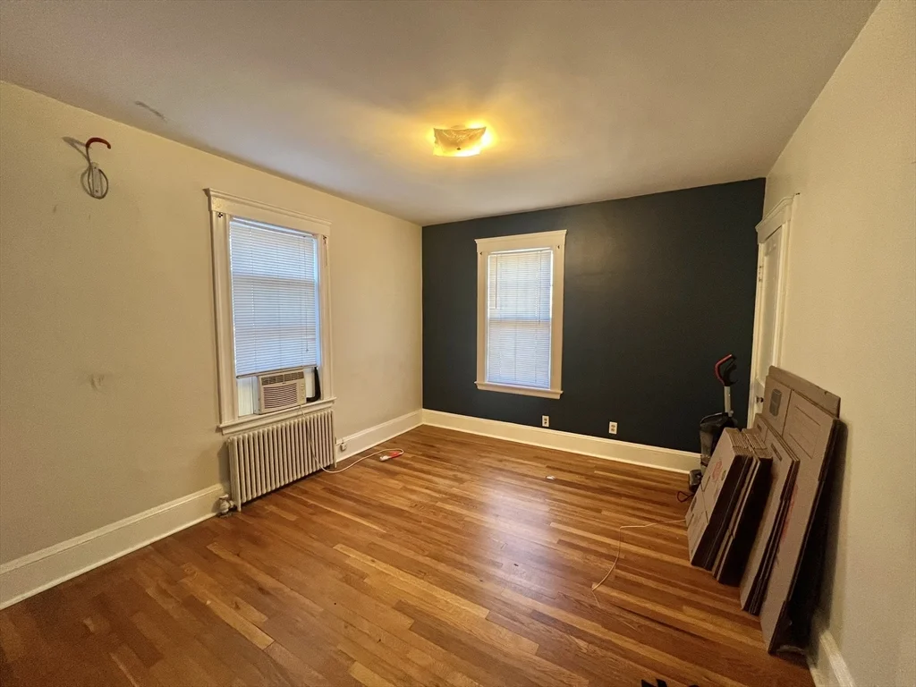 3 bed, 1 bath apartment for rent at 53 Lee St Unit 2, Cambridge — photo 9 of 14