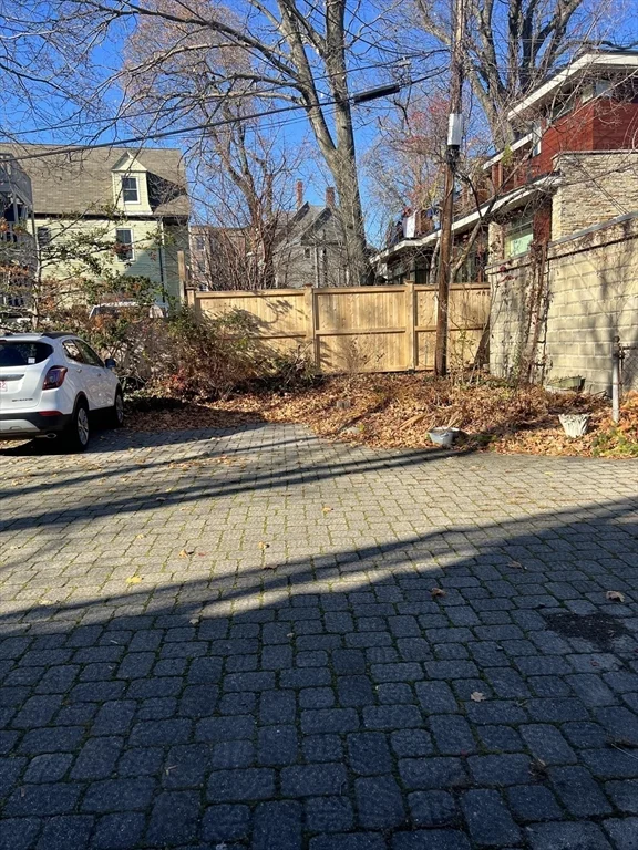 3 bed, 1 bath apartment for rent at 53 Lee St Unit 2, Cambridge — photo 14 of 14