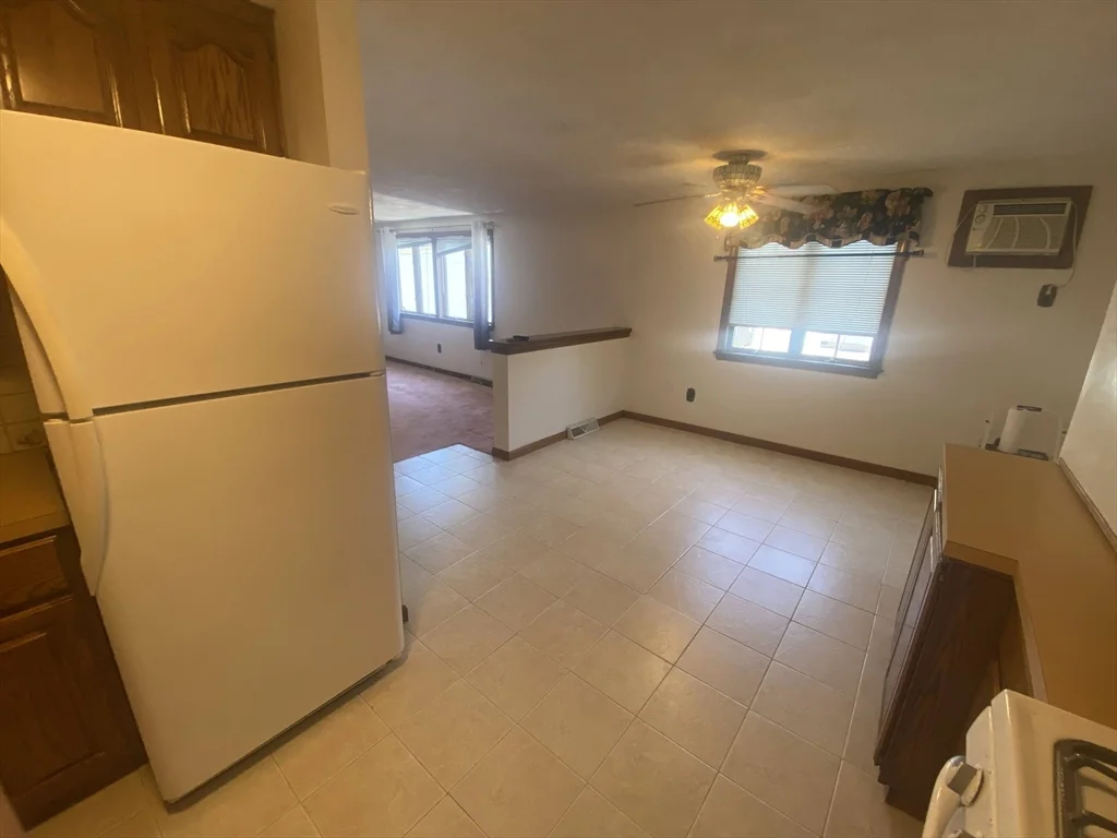1 bed, 1 bath apartment for rent at 53 Linden St Unit 2, Everett — photo 13 of 18