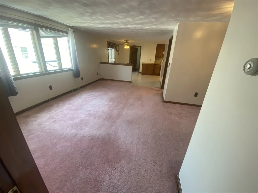 1 bed, 1 bath apartment for rent at 53 Linden St Unit 2, Everett — photo 4 of 18