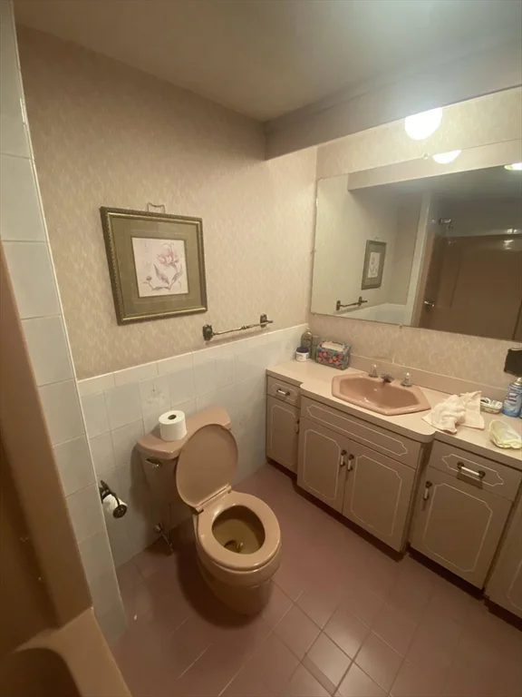 1 bed, 1 bath apartment for rent at 53 Linden St Unit 2, Everett — photo 8 of 18