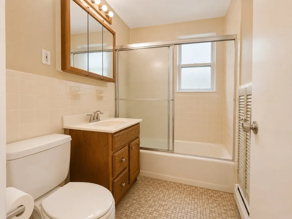 2 bed, 1 bath apartment for rent at 53 Lionel Ave Unit F, Waltham — photo 11 of 16