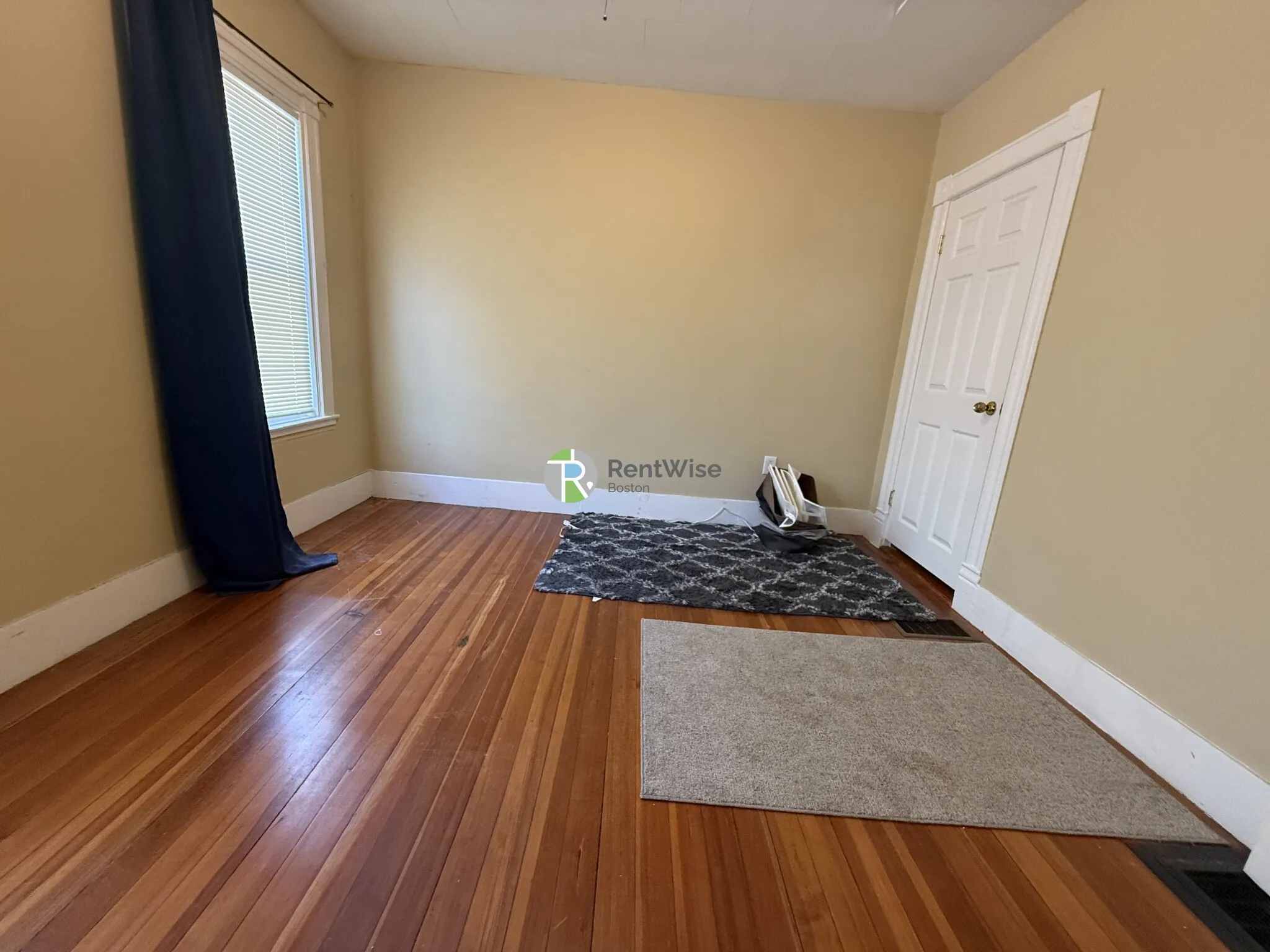 3 bed, 1 bath apartment for rent at 53 Litchfield St Unit 0, Brighton — photo 10 of 16