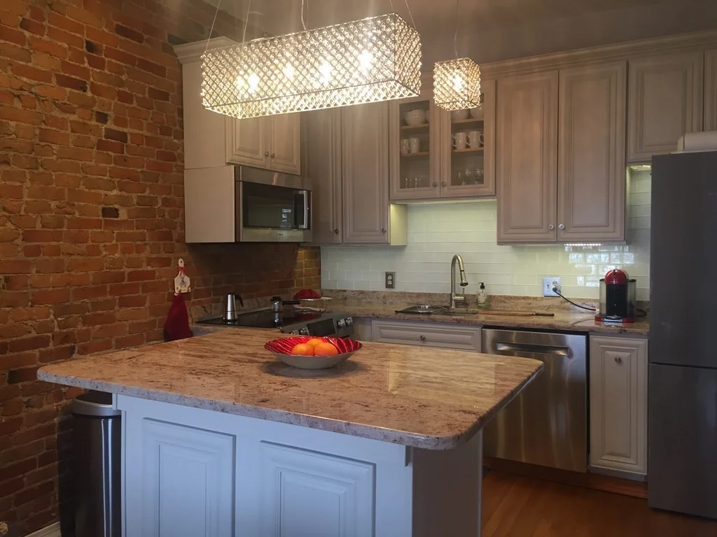 2 bed, 1 bath apartment for rent at 53 M St Unit 3, South Boston