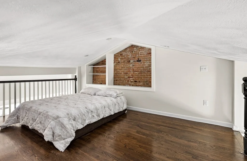 2 bed, 1 bath apartment for rent at 53 M St Unit 4, South Boston — photo 11 of 15