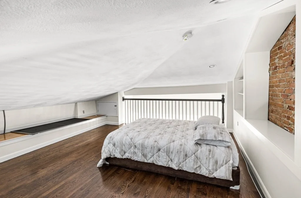 2 bed, 1 bath apartment for rent at 53 M St Unit 4, South Boston — photo 10 of 15