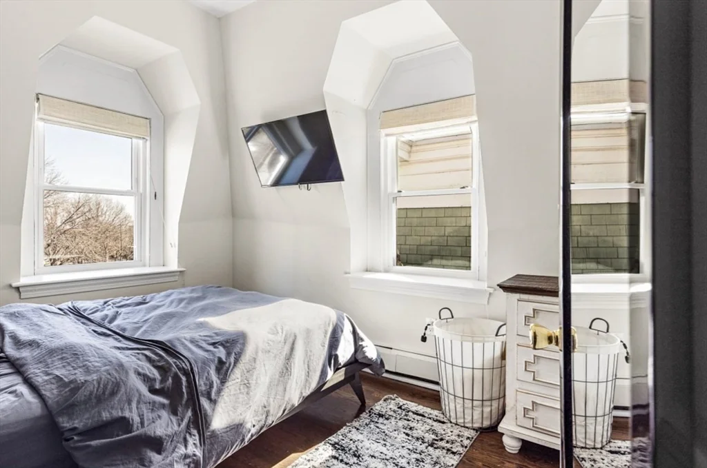 2 bed, 1 bath apartment for rent at 53 M St Unit 4, South Boston — photo 7 of 15