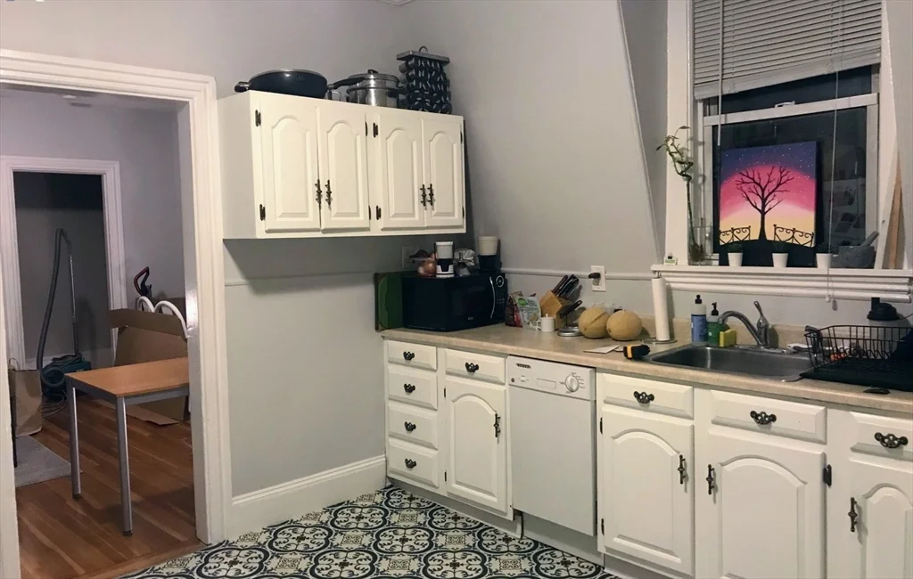 2 bed, 1 bath apartment for rent at 53 Main St Unit 2, Magoun Square — photo 6 of 11