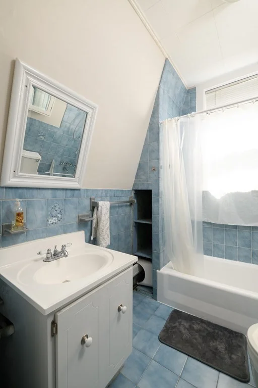 2 bed, 1 bath apartment for rent at 53 Main St Unit 2, Magoun Square — photo 4 of 11