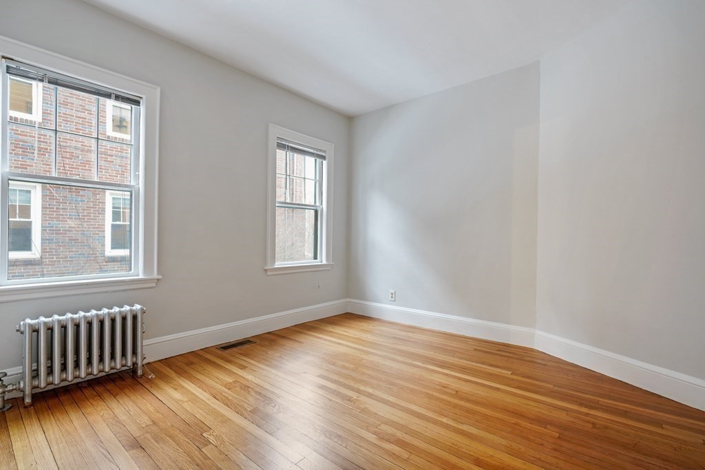 3 bed, 1 bath apartment for rent at 53 Maple Ave Unit 1, Mid Cambridge — photo 10 of 16