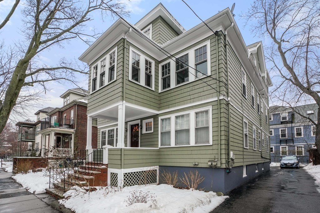 3 bed, 1 bath apartment for rent at 53 Maple Ave Unit 1, Mid Cambridge — photo 1 of 16