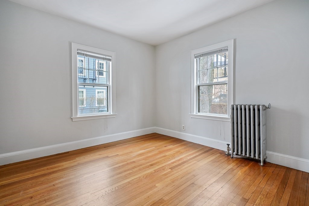 3 bed, 1 bath apartment for rent at 53 Maple Ave Unit 1, Mid Cambridge — photo 9 of 16