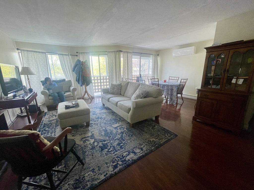 2 bed, 1 bath apartment for rent at 53 Melrose St Unit 2H, Melrose — photo 2 of 6