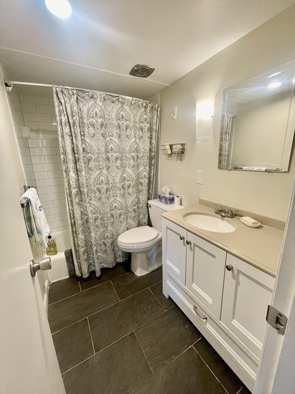 2 bed, 1 bath apartment for rent at 53 Melrose St Unit 2H, Melrose — photo 6 of 6