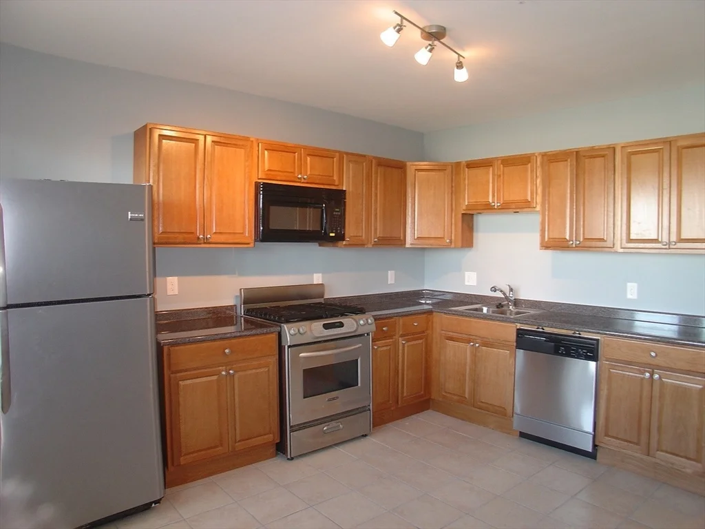 2 bed, 1 bath apartment for rent at 53 Middle St Unit 2, South Boston — photo 2 of 12
