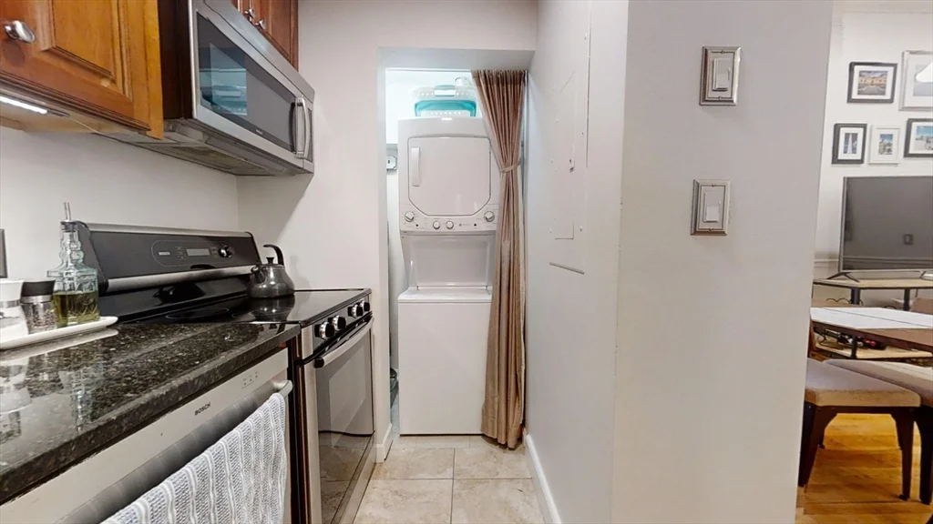 1 bed, 1 bath apartment for rent at 53 N Mead St Unit C3, Charlestown — photo 8 of 16