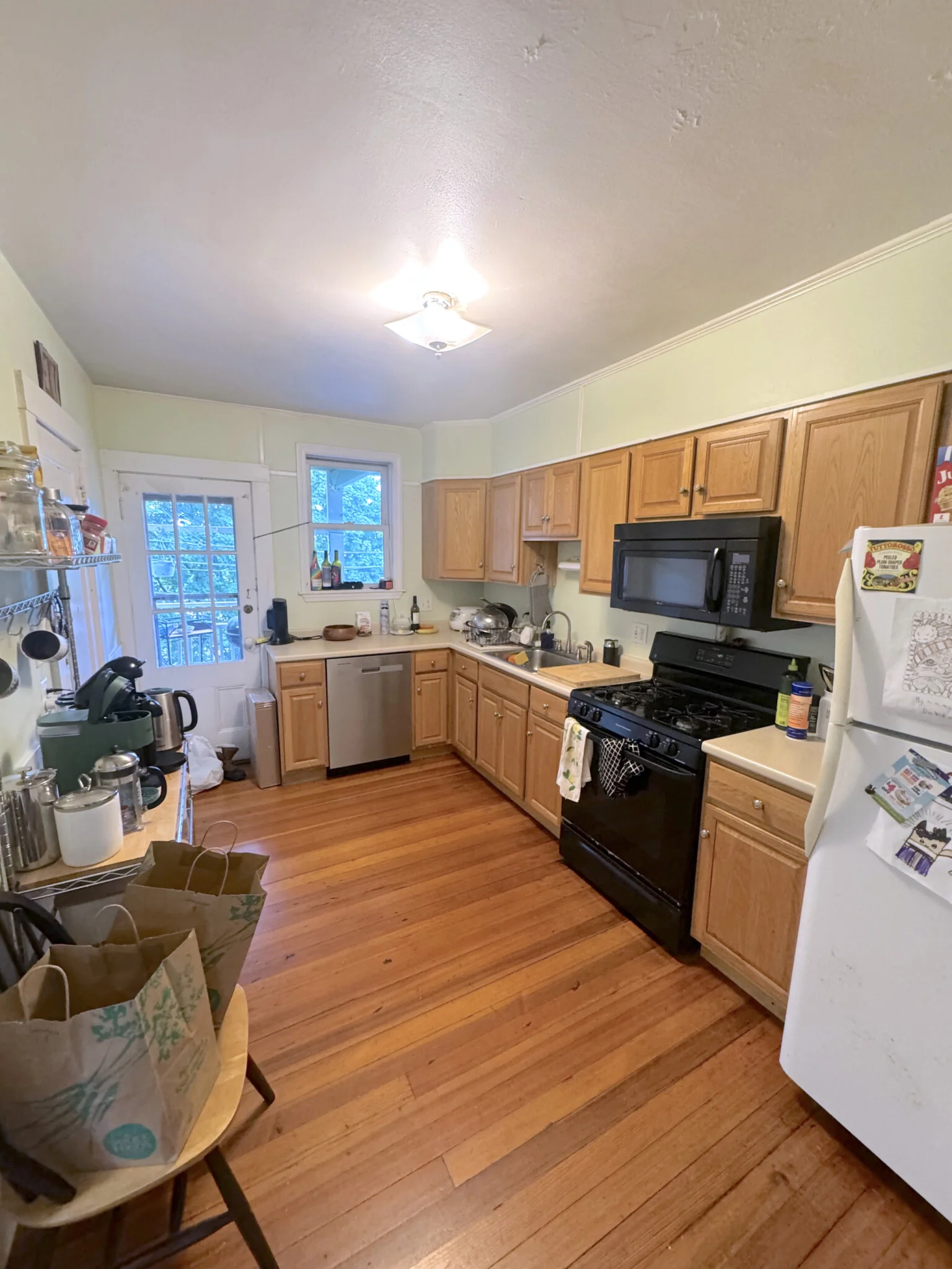 3 bed, 1 bath apartment for rent at 53 Nottinghill Rd Unit 2, Brighton — photo 10 of 12