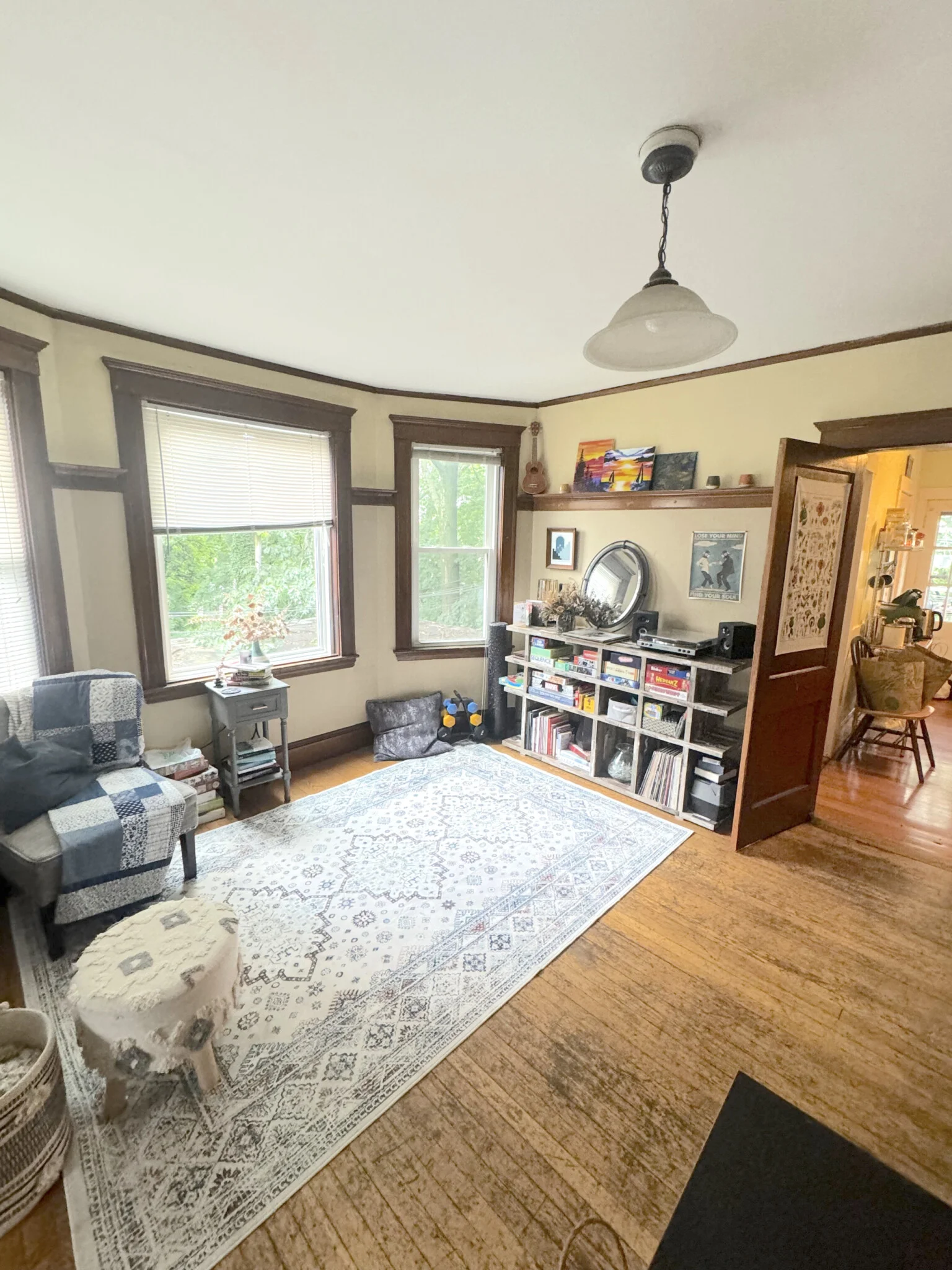 3 bed, 1 bath apartment for rent at 53 Nottinghill Rd Unit 2, Brighton — photo 2 of 12
