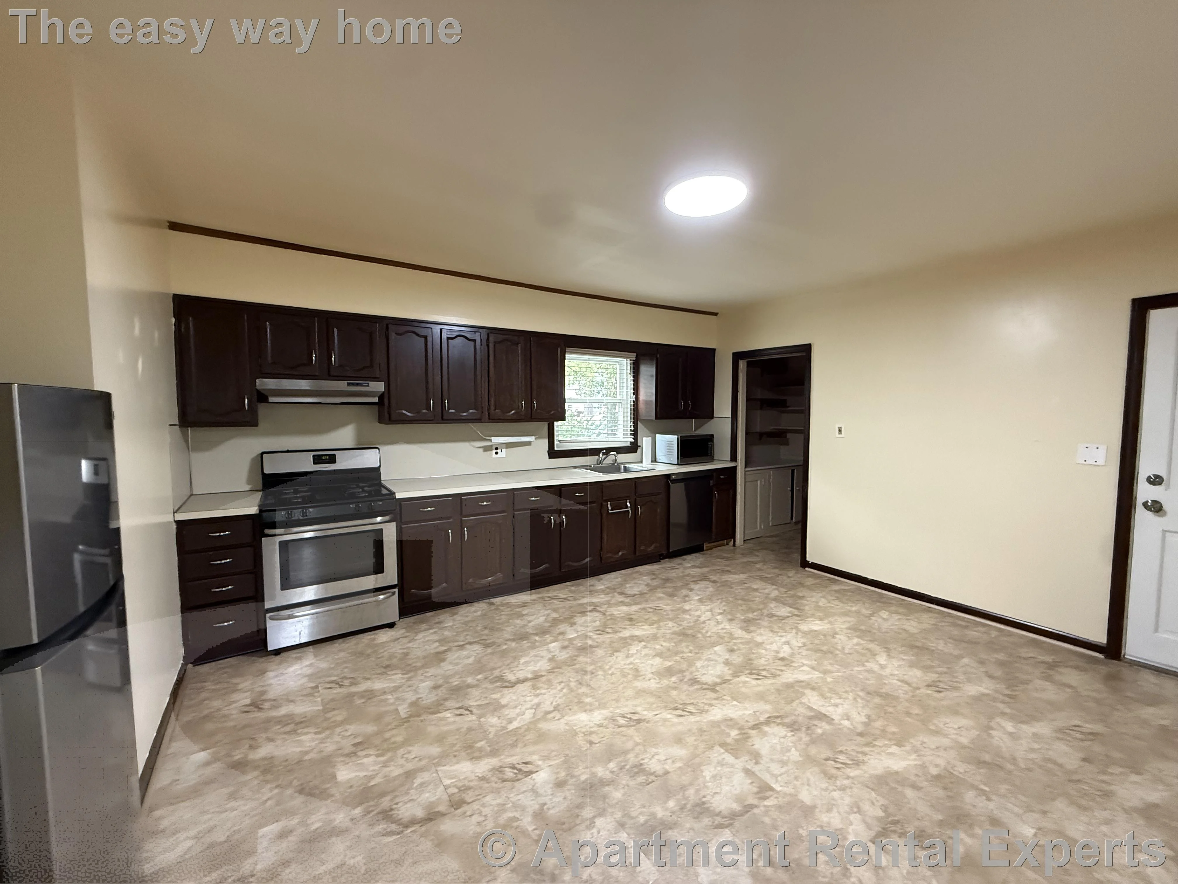 2 bed, 1 bath apartment for rent at 53 Oakland St Unit 1, Medford Square — photo 11 of 33