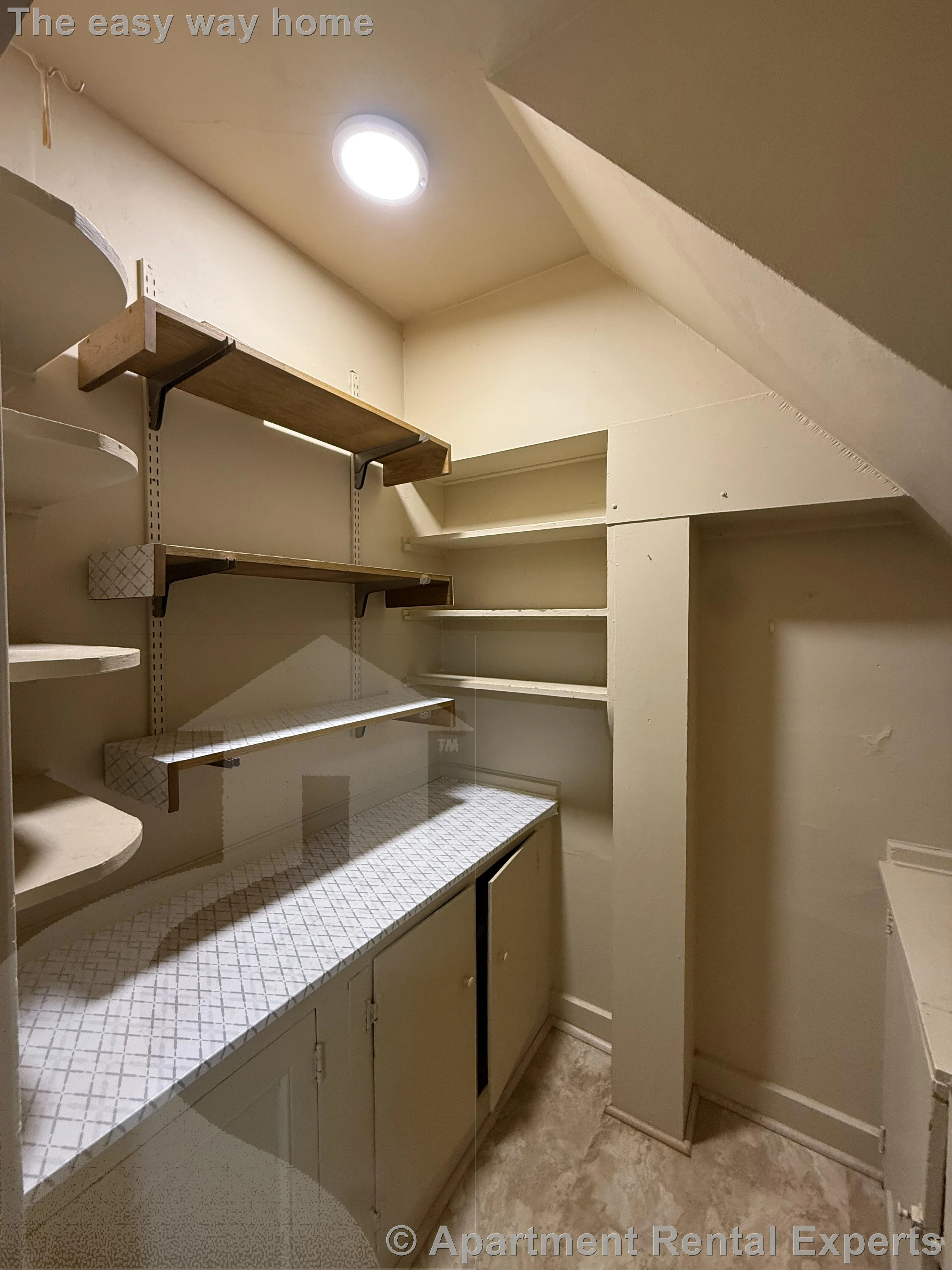 2 bed, 1 bath apartment for rent at 53 Oakland St Unit 1, Medford Square — photo 23 of 33
