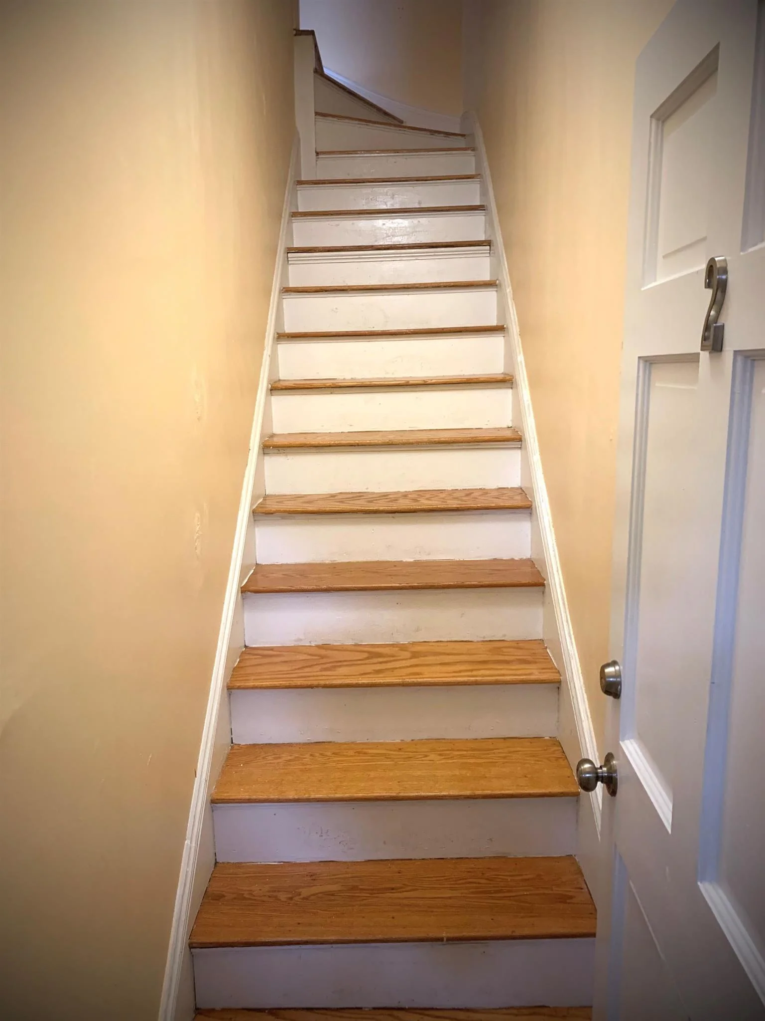 4.5 bed, 2 bath apartment for rent at 53 Oakland St Unit 2, Medford — photo 8 of 11