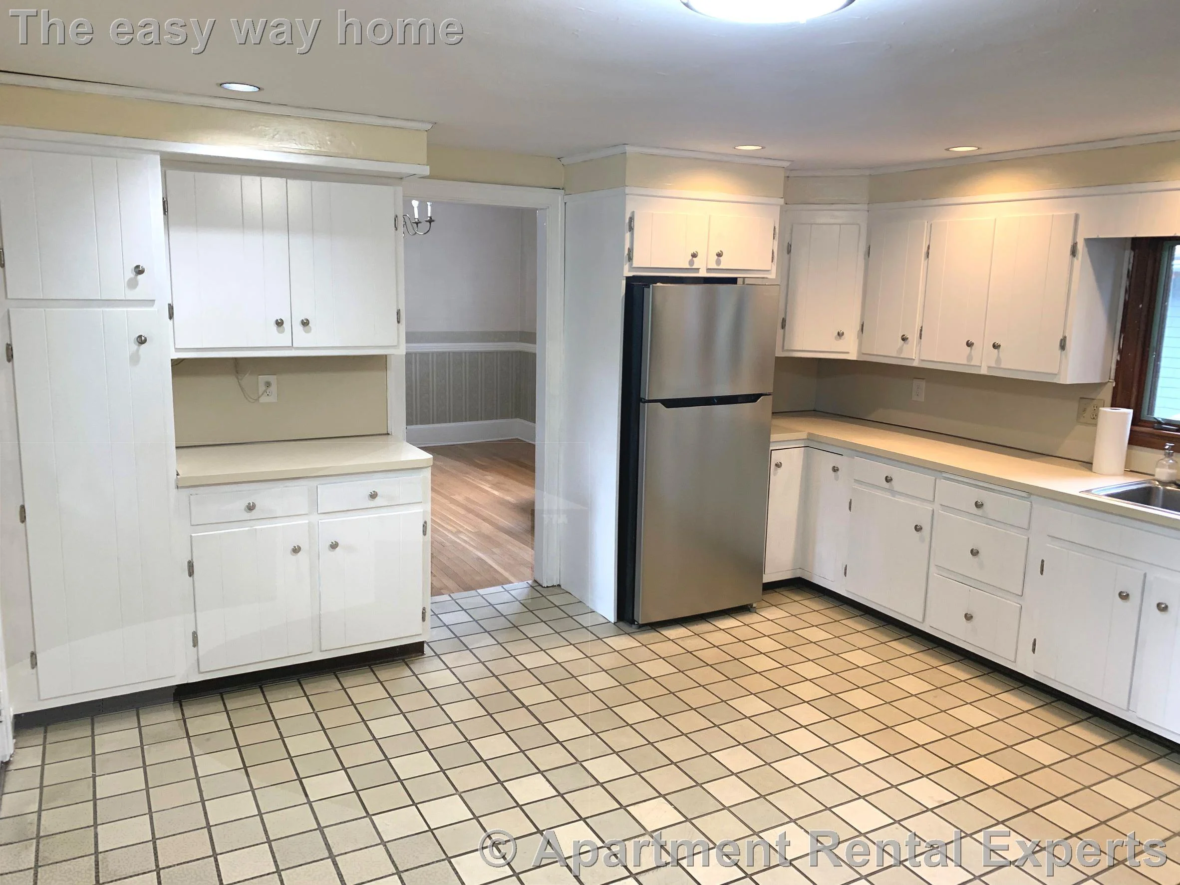 4 bed, 2 bath apartment for rent at 53 Oakland St Unit 2, Medford Square — photo 3 of 11