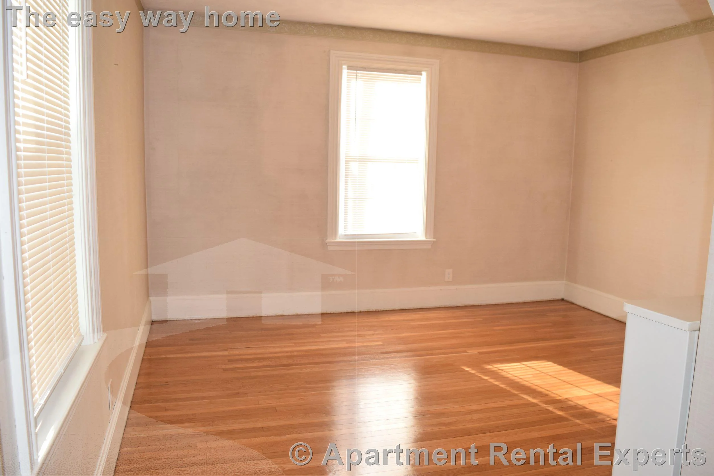 4 bed, 2 bath apartment for rent at 53 Oakland St Unit 2, Medford Square — photo 6 of 11
